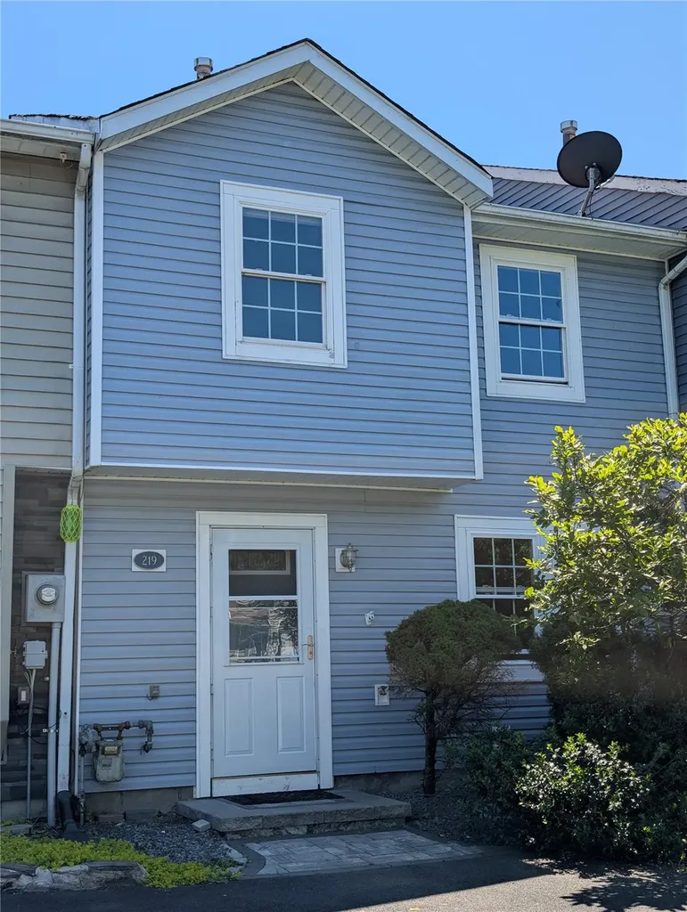 219 Blake Road Maybrook NY 12543