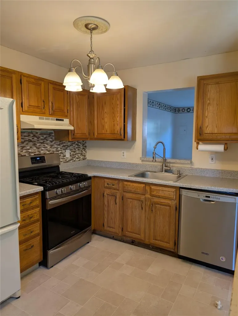 219 Blake Road Maybrook NY 12543