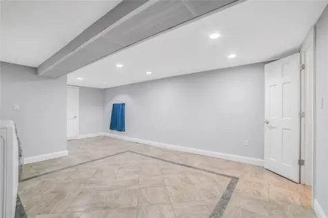 246-62 87th Avenue Bellerose NY 11426