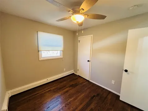 22 Bell Lane Bayville NY 11709