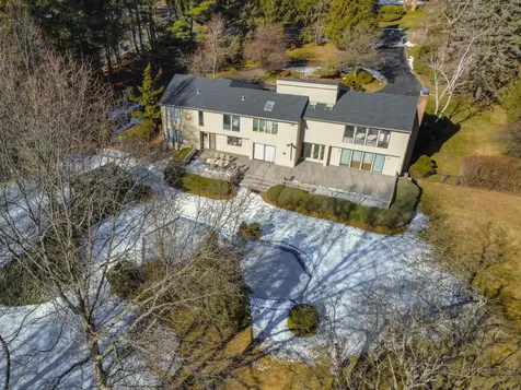 1 Meadowlark Lane Oyster Bay Cove NY 11771