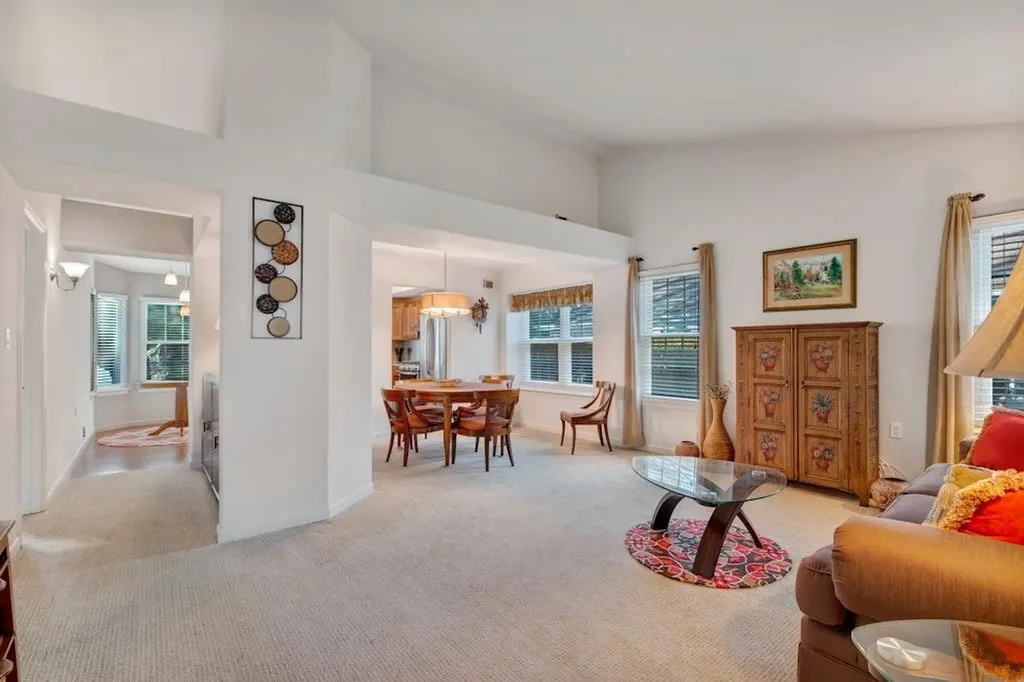 163 Glen Drive Ridge NY 11961