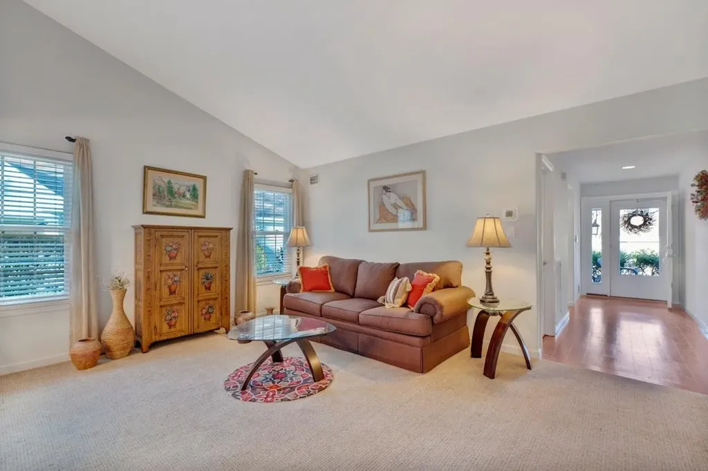 163 Glen Drive Ridge NY 11961