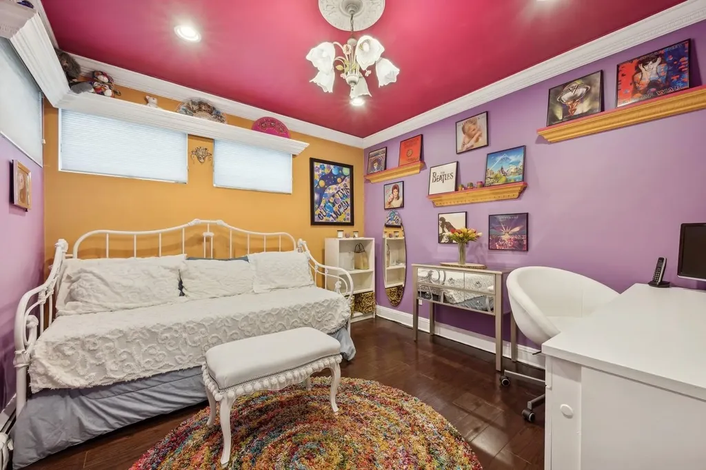15 Range Drive Merrick NY 11566
