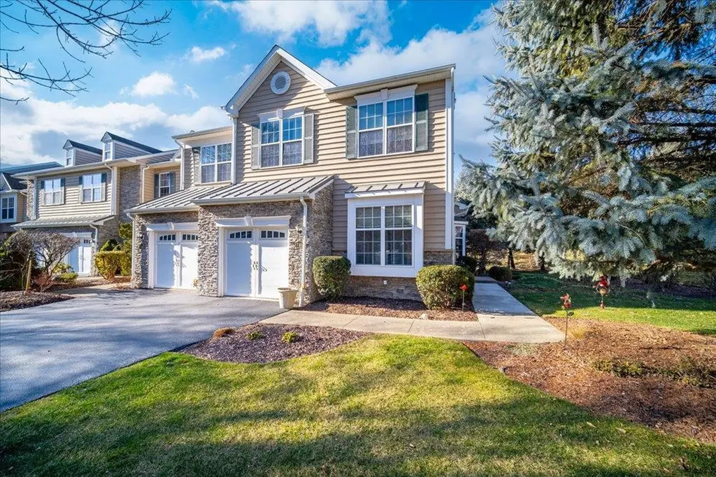 746 Huntington Drive Fishkill NY 12524