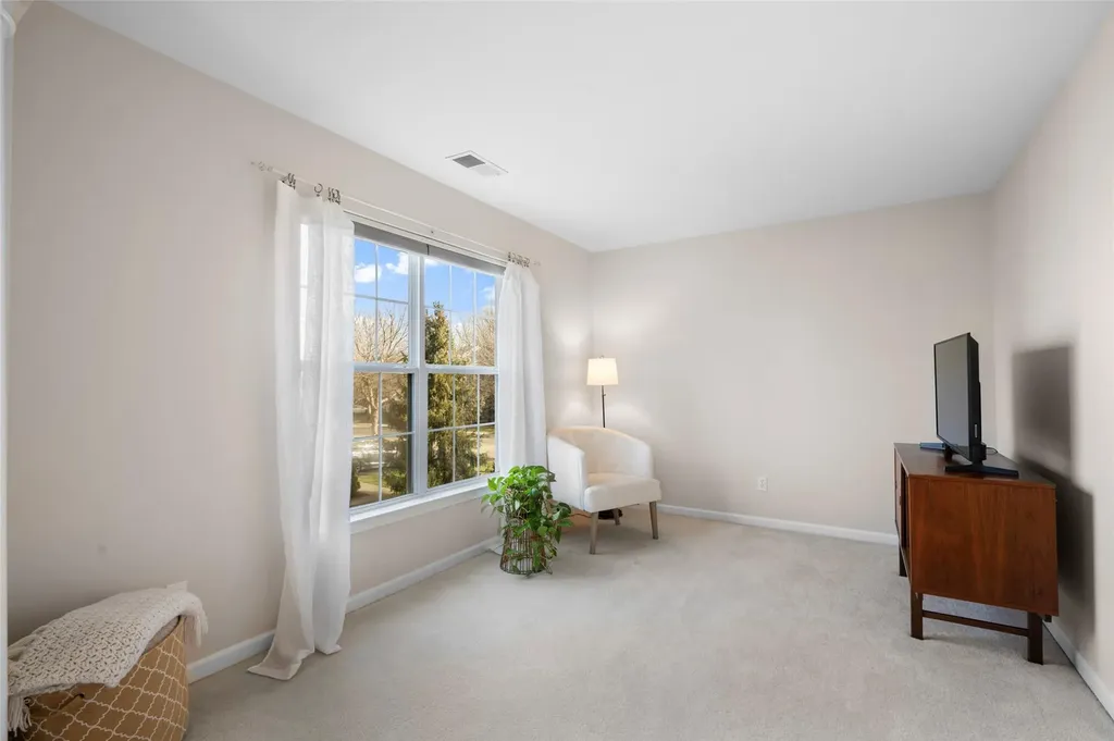 746 Huntington Drive Fishkill NY 12524