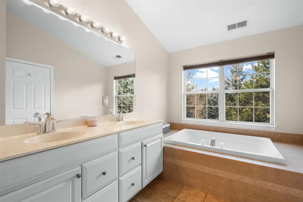 746 Huntington Drive Fishkill NY 12524