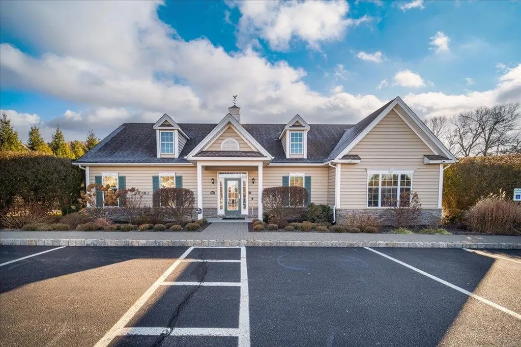 746 Huntington Drive Fishkill NY 12524