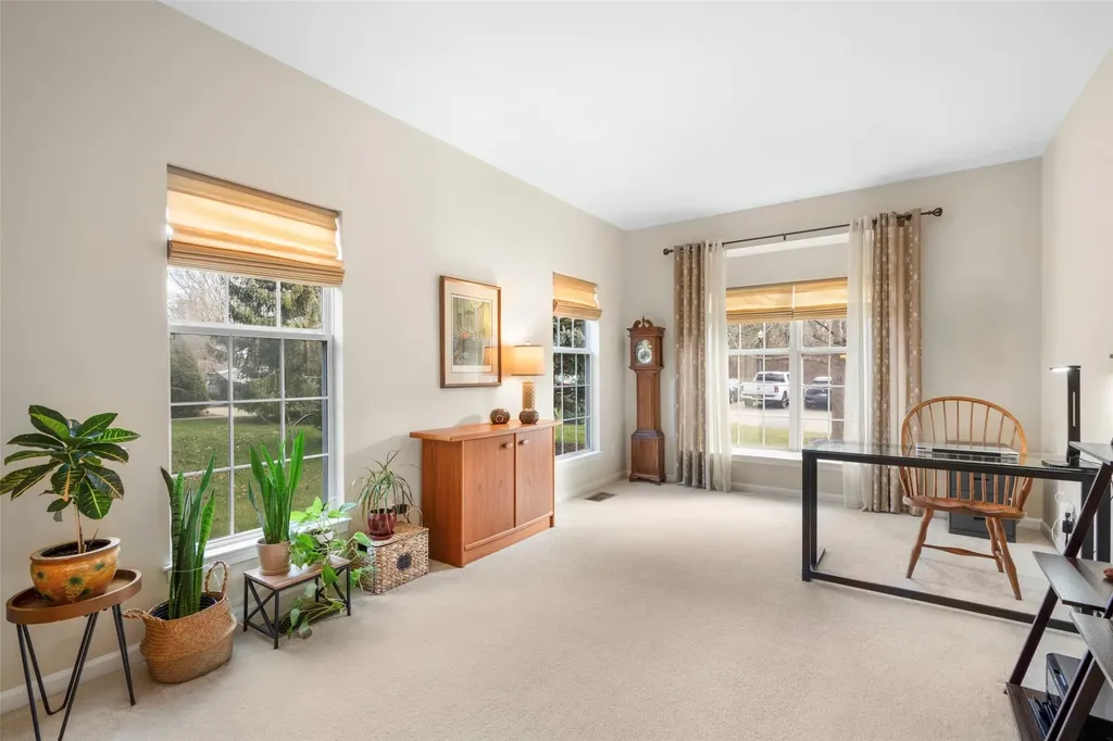746 Huntington Drive Fishkill NY 12524