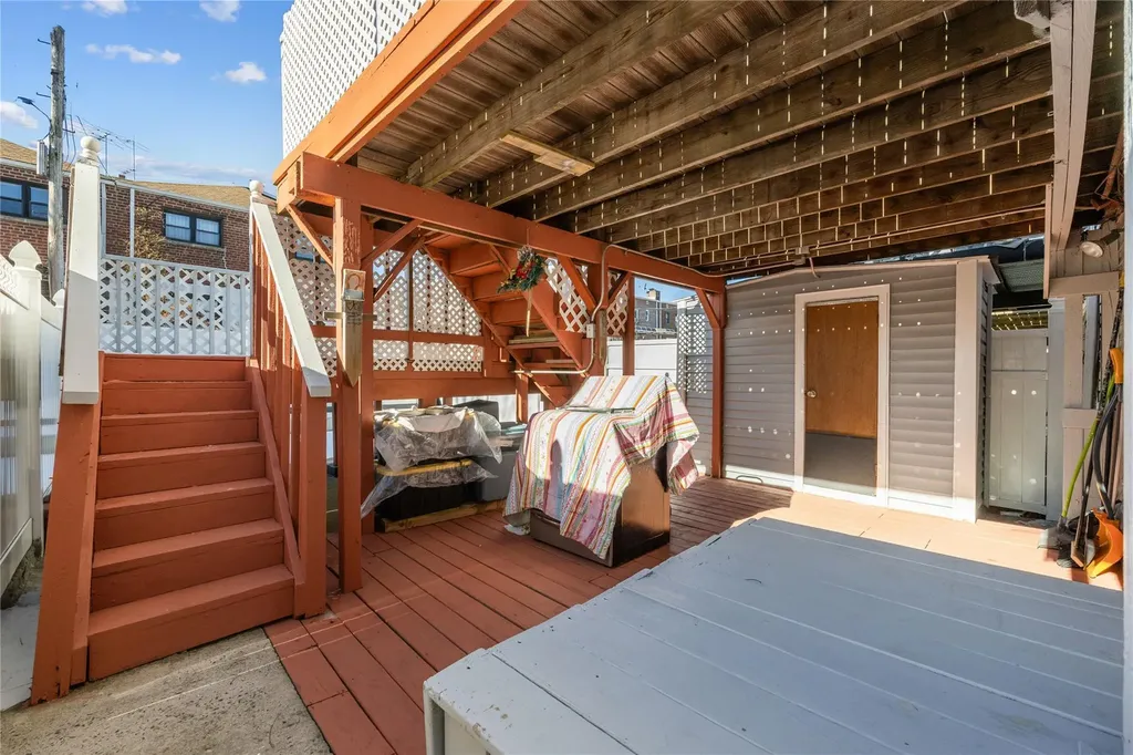 233 Swinton Avenue Bronx NY 10465