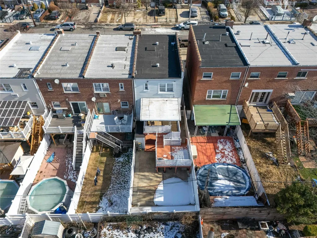 233 Swinton Avenue Bronx NY 10465