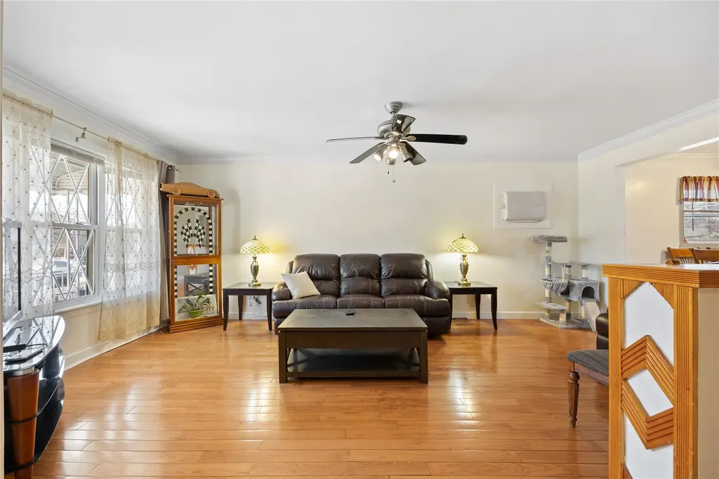 233 Swinton Avenue Bronx NY 10465