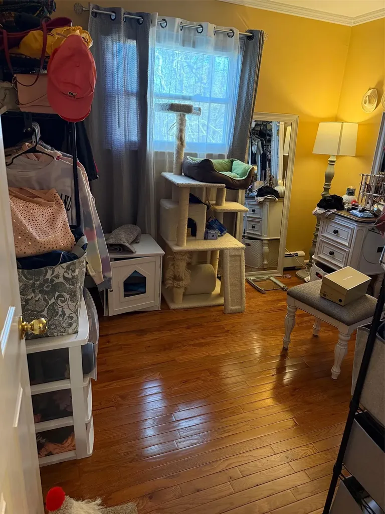 11 Robinson Drive Shirley NY 11967