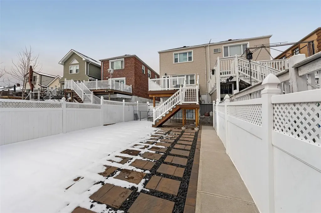1622 Bayview Avenue Bronx NY 10465