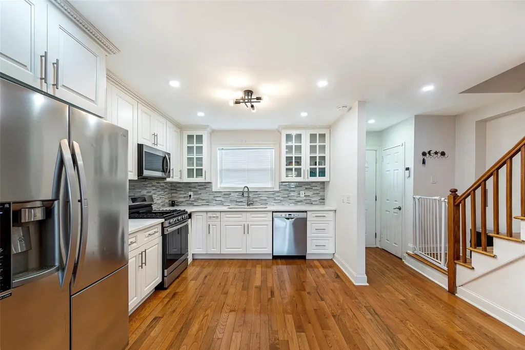 1622 Bayview Avenue Bronx NY 10465