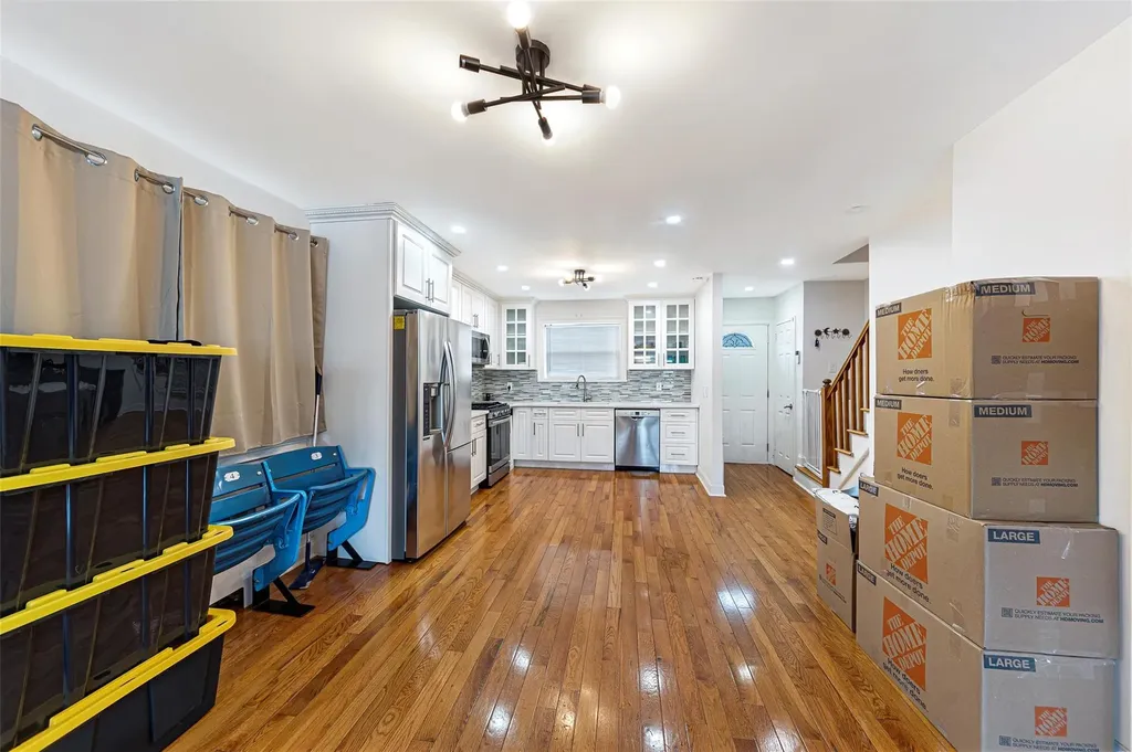 1622 Bayview Avenue Bronx NY 10465