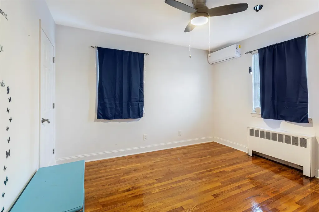 1622 Bayview Avenue Bronx NY 10465