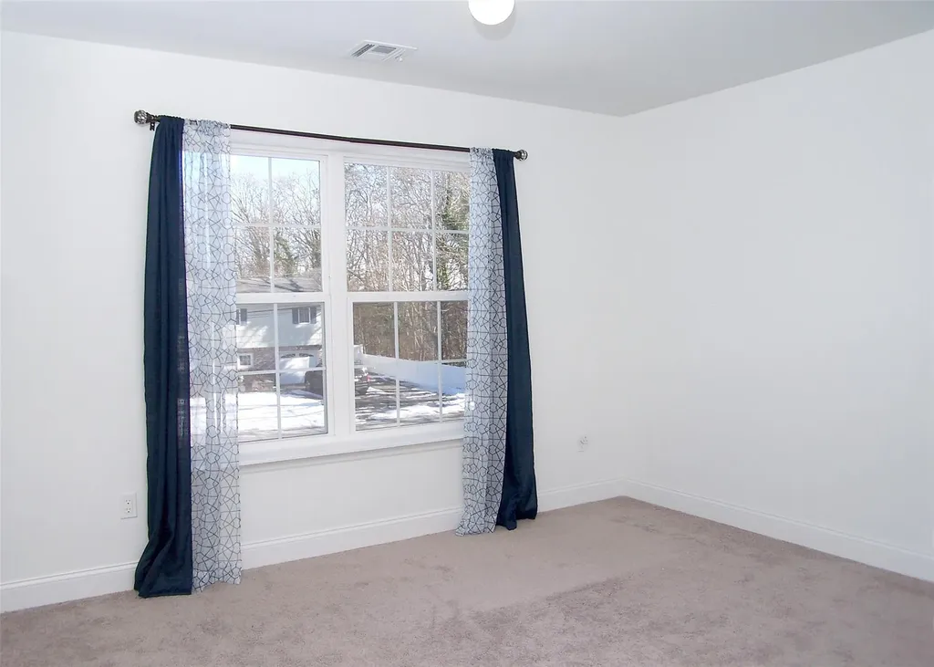 22 Maple Avenue Holbrook NY 11741