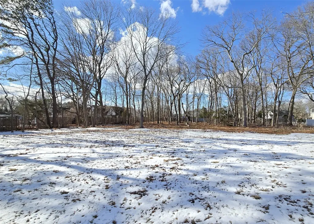 22 Maple Avenue Holbrook NY 11741