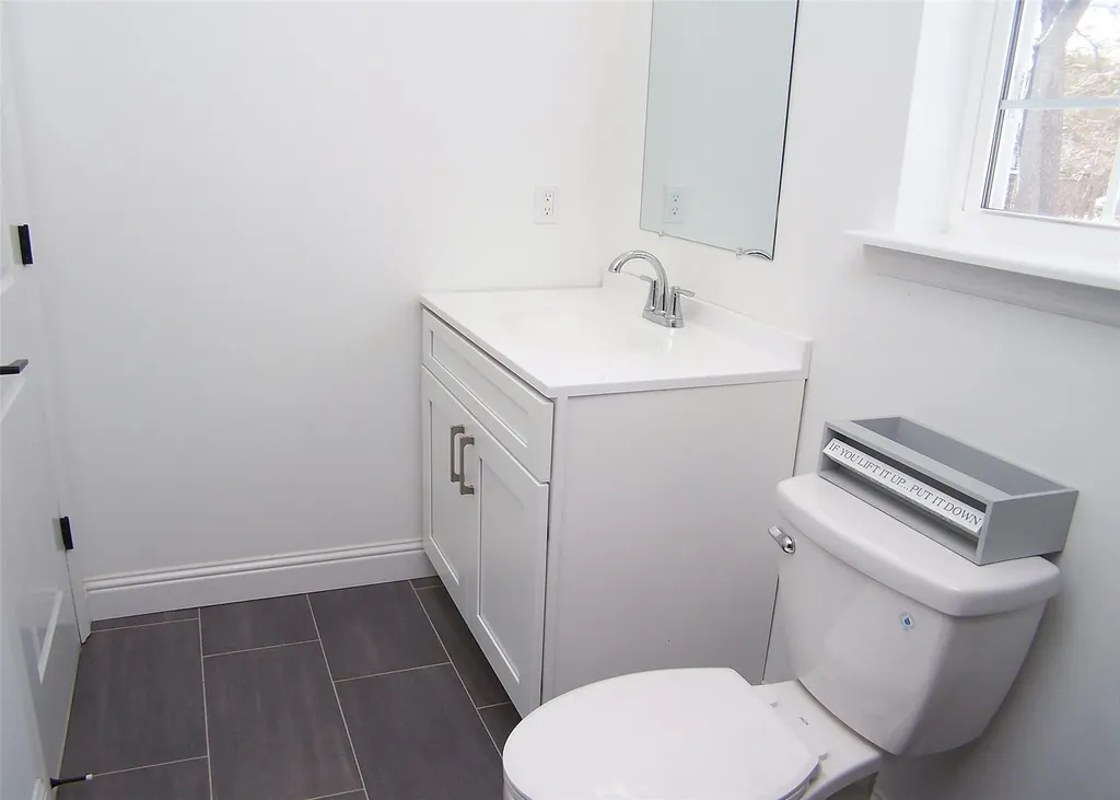 22 Maple Avenue Holbrook NY 11741