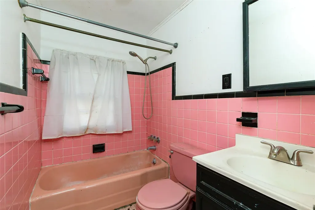 143 Vassar Road Poughkeepsie NY 12603