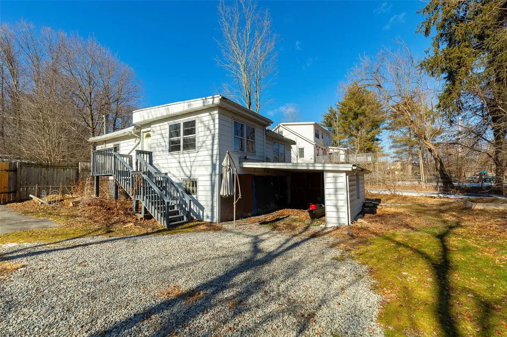 143 Vassar Road Poughkeepsie NY 12603