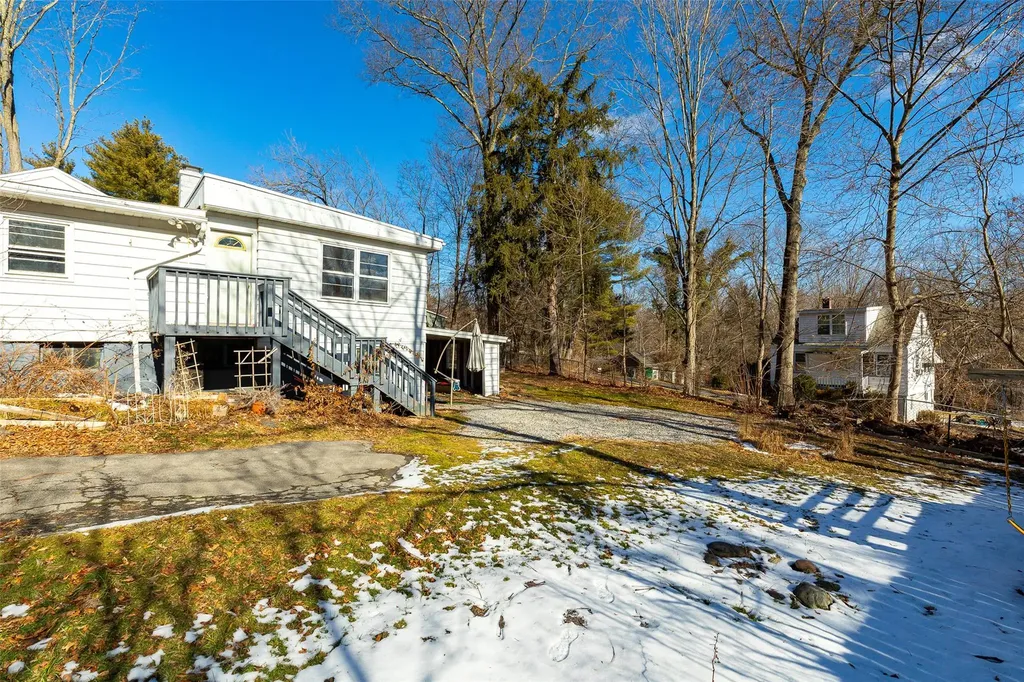 143 Vassar Road Poughkeepsie NY 12603