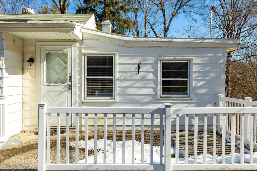 143 Vassar Road Poughkeepsie NY 12603