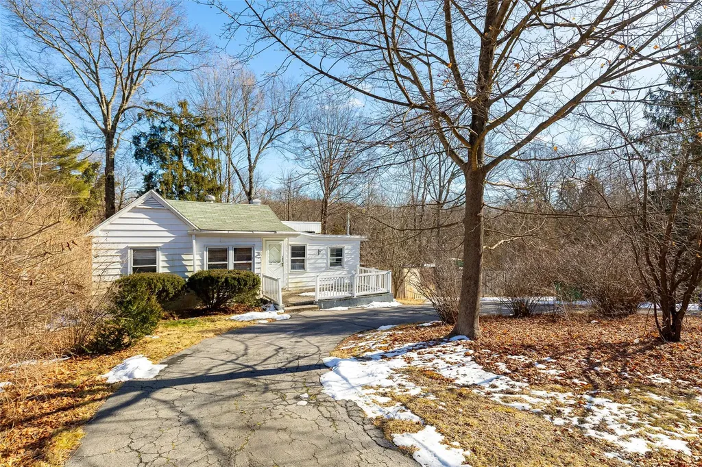 143 Vassar Road Poughkeepsie NY 12603