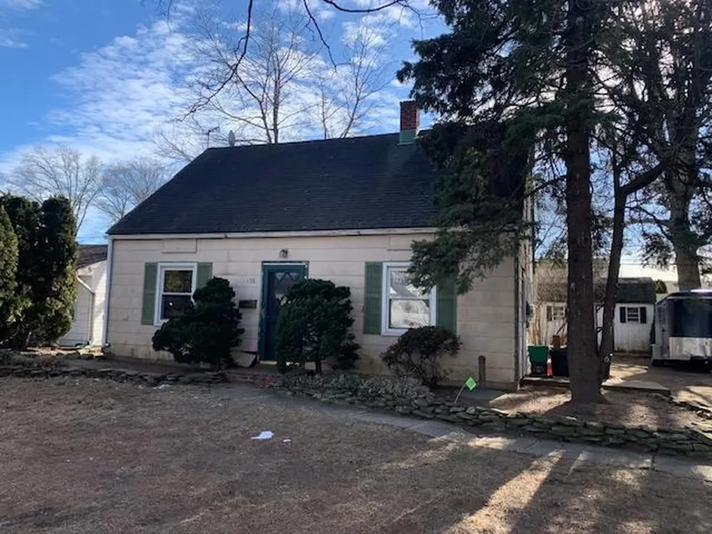 158 Periwinkle Road Levittown NY 11756