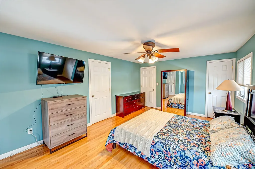 3553 Locust Avenue Wantagh NY 11793
