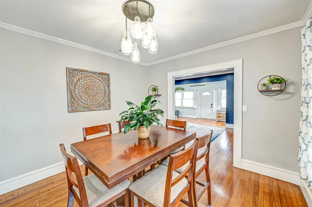 3553 Locust Avenue Wantagh NY 11793