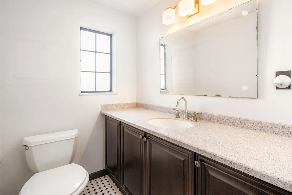 18 Cherwing Road Yonkers NY 10701