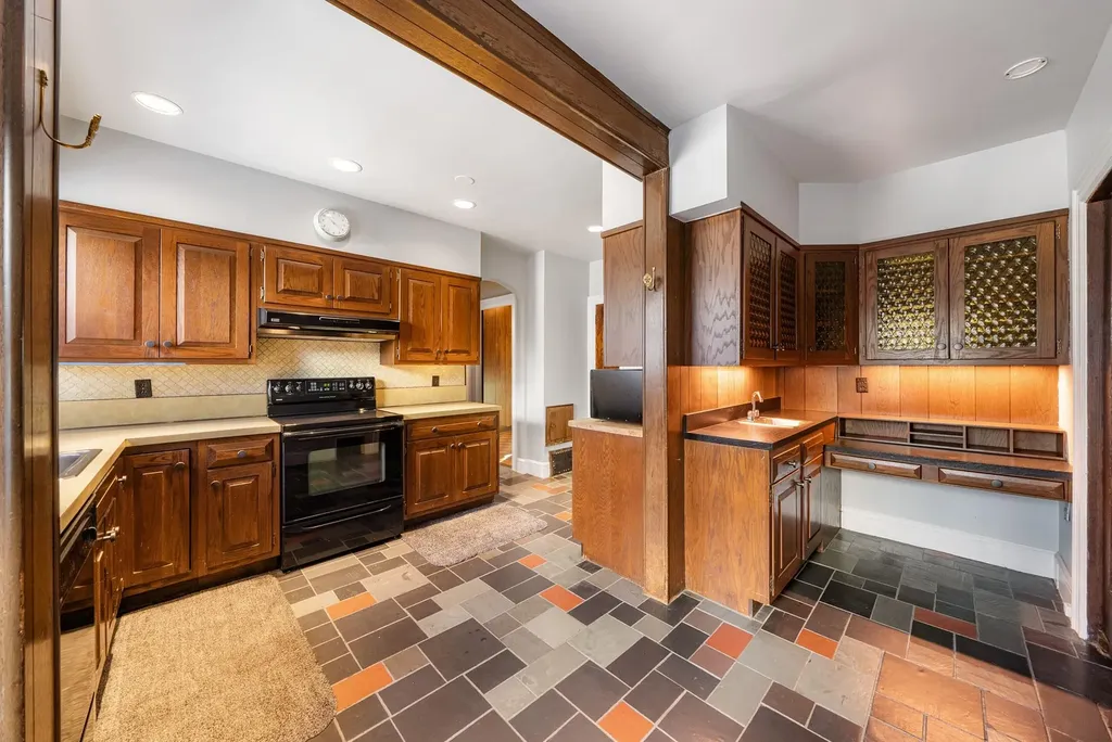 18 Cherwing Road Yonkers NY 10701