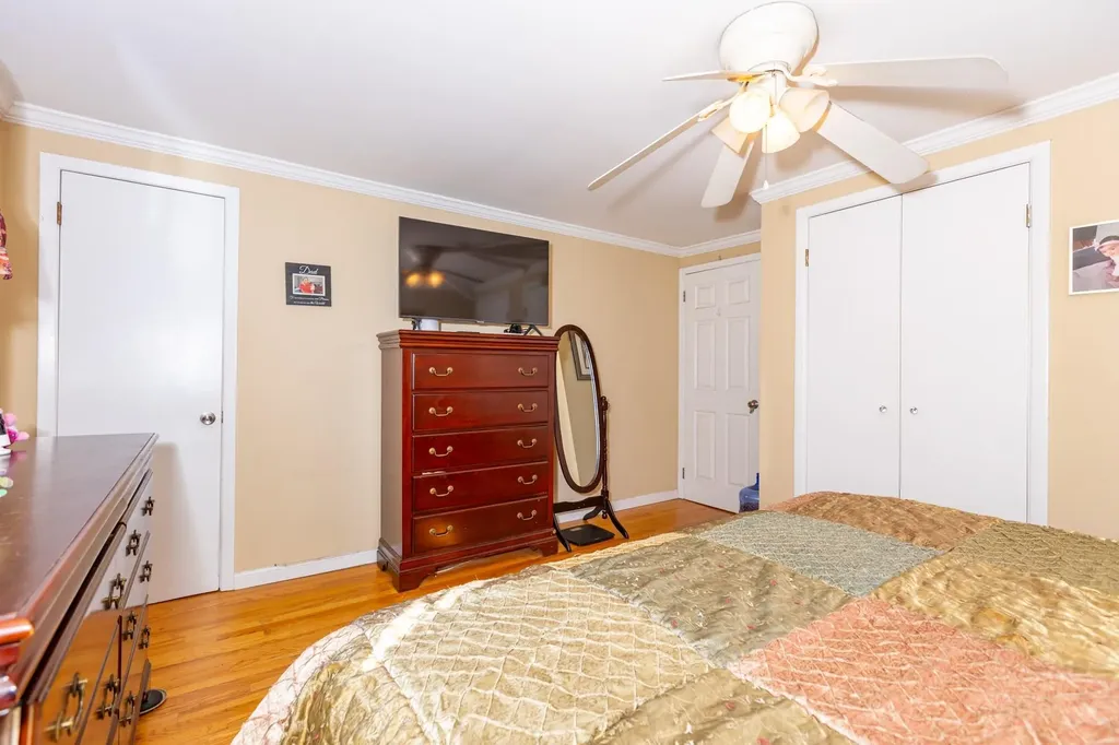 45 S Oregon Road West Babylon NY 11704