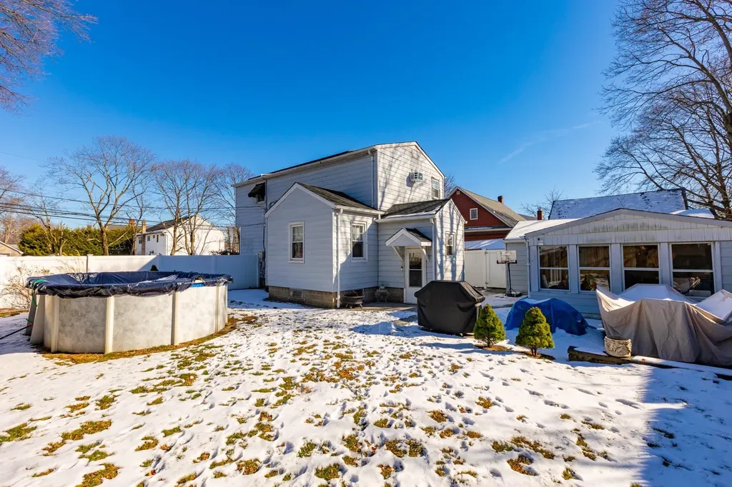 45 S Oregon Road West Babylon NY 11704