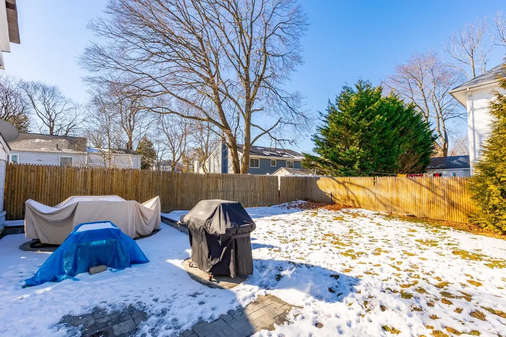 45 S Oregon Road West Babylon NY 11704