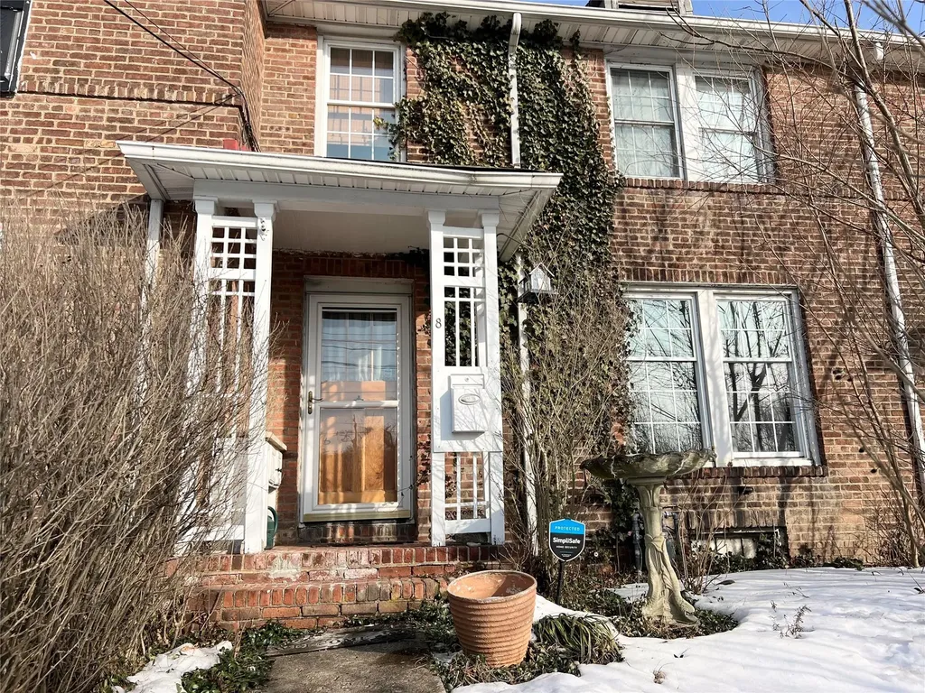 8 Bush Avenue Newburgh NY 12550