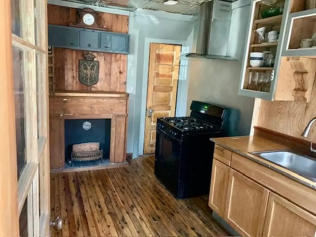 8 Bush Avenue Newburgh NY 12550