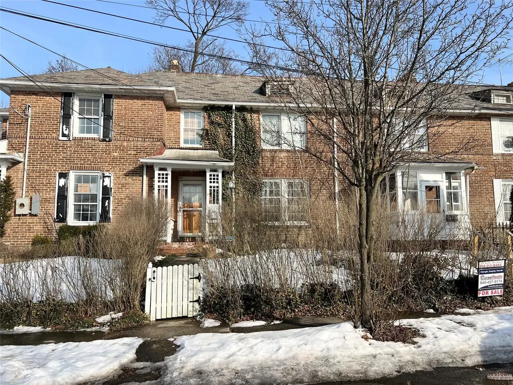8 Bush Avenue Newburgh NY 12550