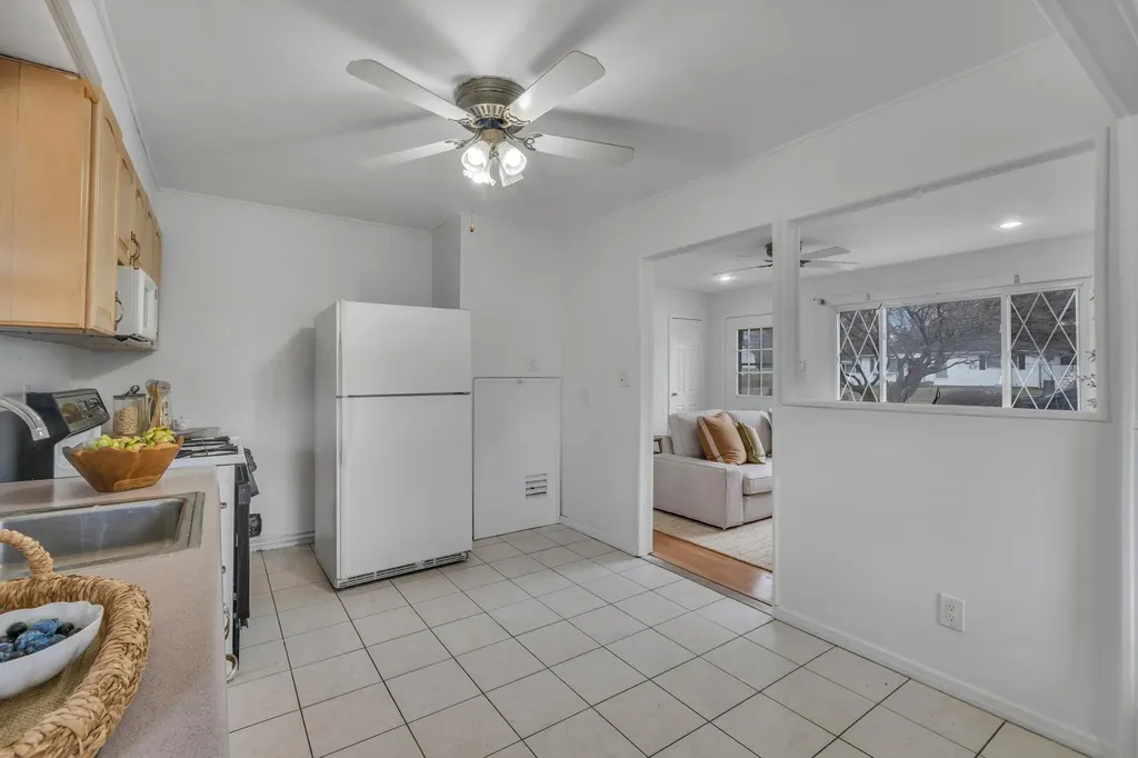 12 Stewart Street Bay Shore NY 11706