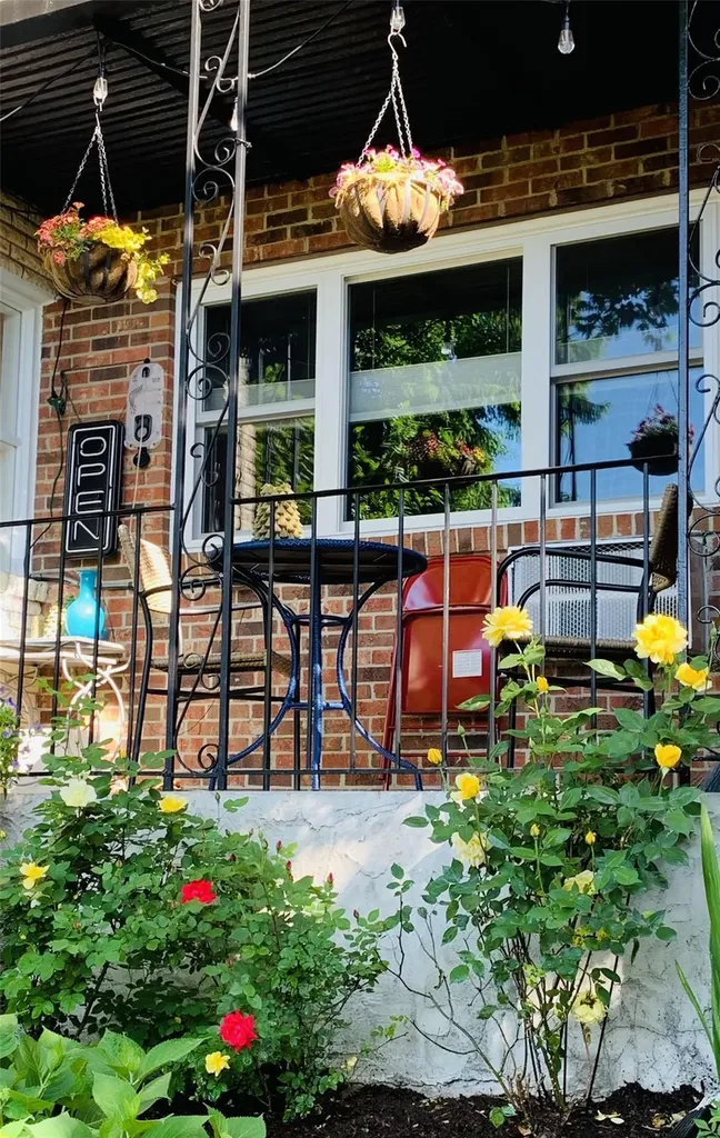 156a N Broadway White Plains NY 10603