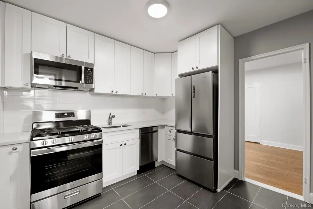 5615 Netherland Avenue Bronx NY 10471