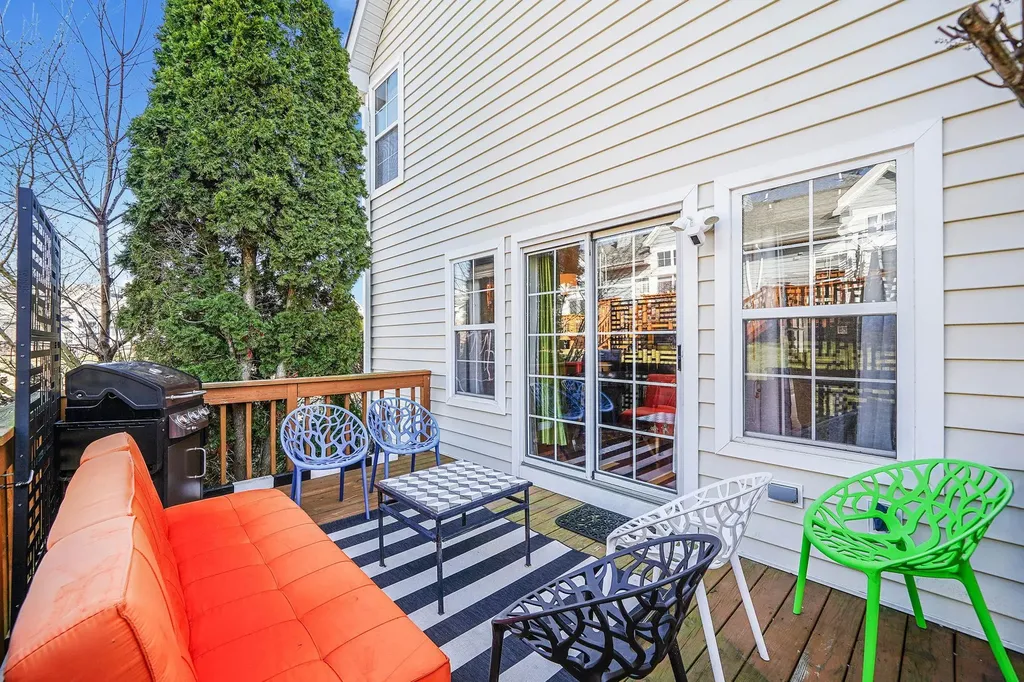 10 Summerfield Circle Central Islip NY 11722