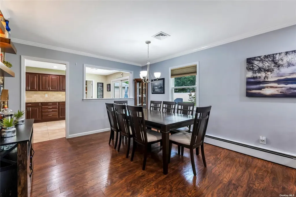 5 Skylark Lane Stony Brook NY 11790