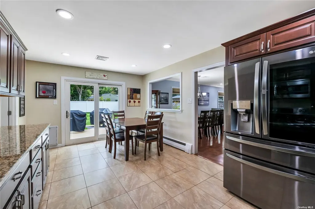 5 Skylark Lane Stony Brook NY 11790