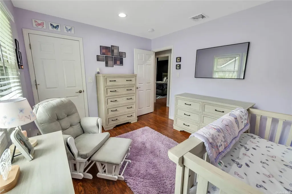 5 Skylark Lane Stony Brook NY 11790