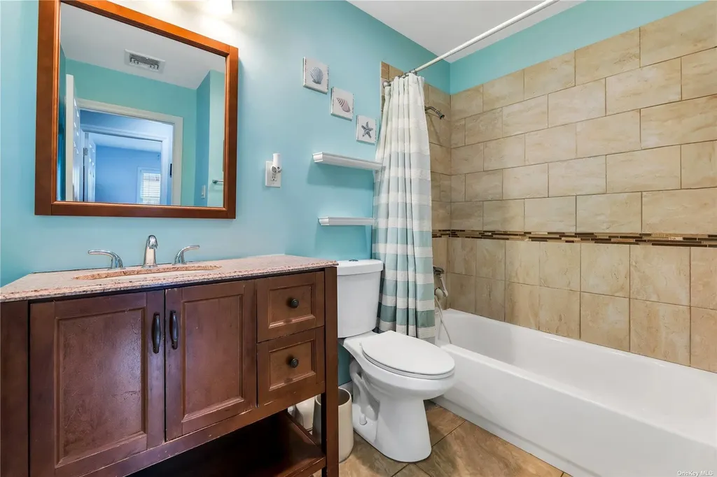 5 Skylark Lane Stony Brook NY 11790