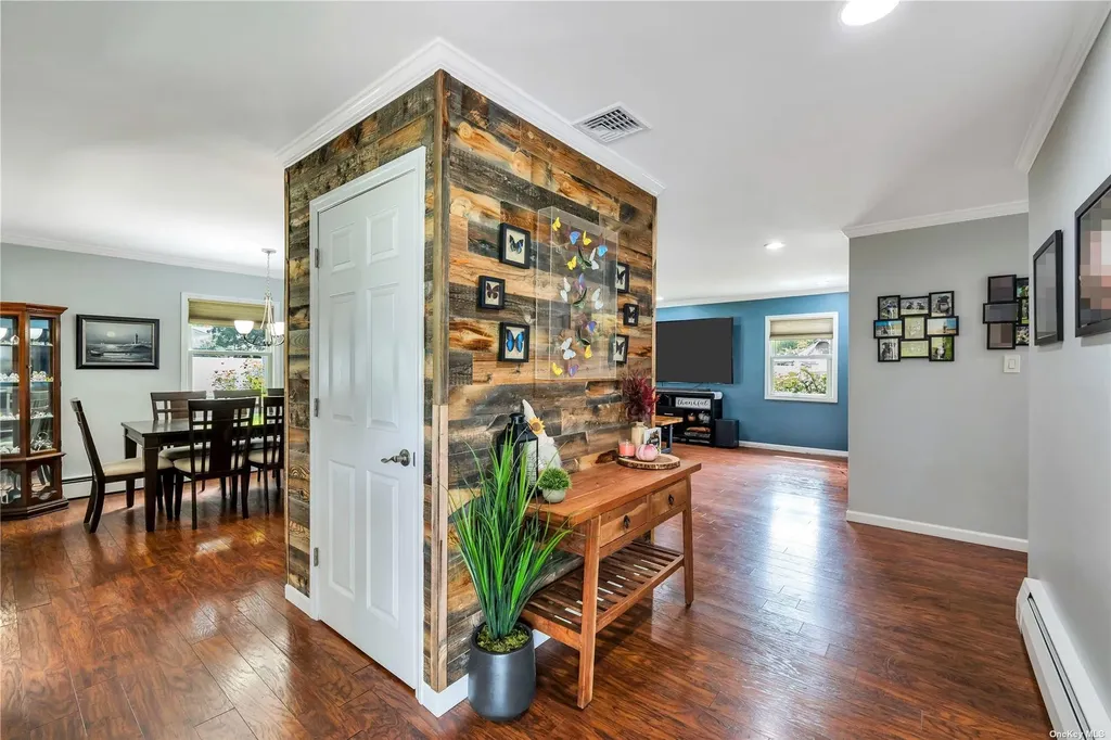 5 Skylark Lane Stony Brook NY 11790
