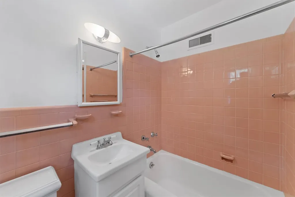 1 Tory Lane Scarsdale NY 10583